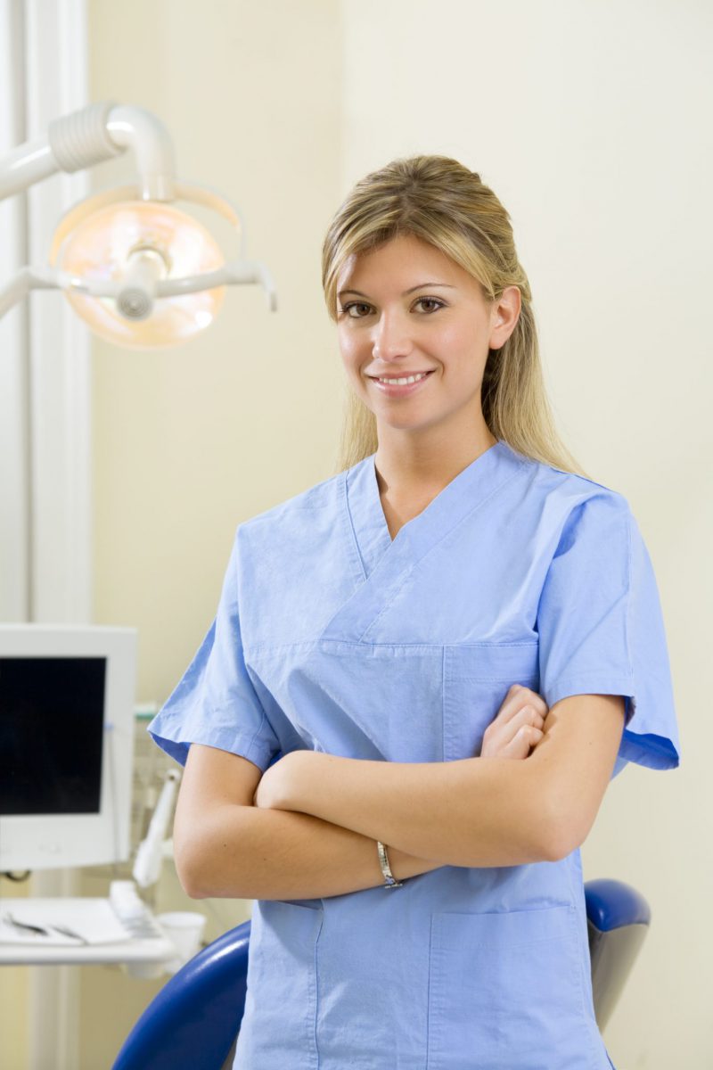 dental-assistant-medical-training-college-dental-assistant-school